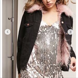 NWT SHACI Shaggy Pink Faux-Fur Collar Black Denim Jacket Medium